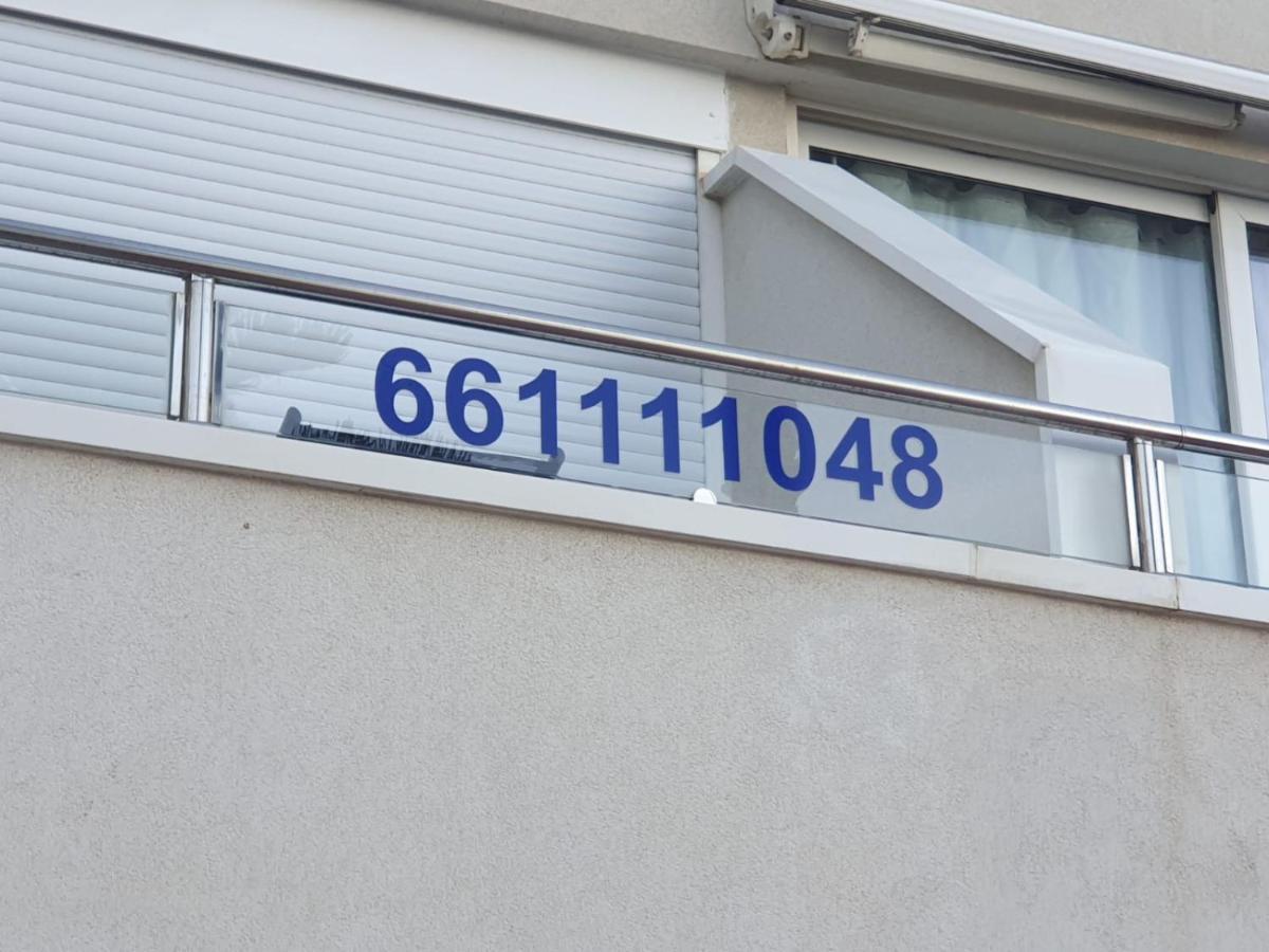 Apartamento La Roca Chica Torremolinos Exterior foto