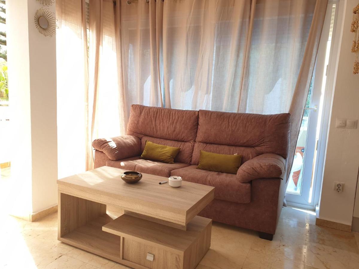 Apartamento La Roca Chica Torremolinos Exterior foto